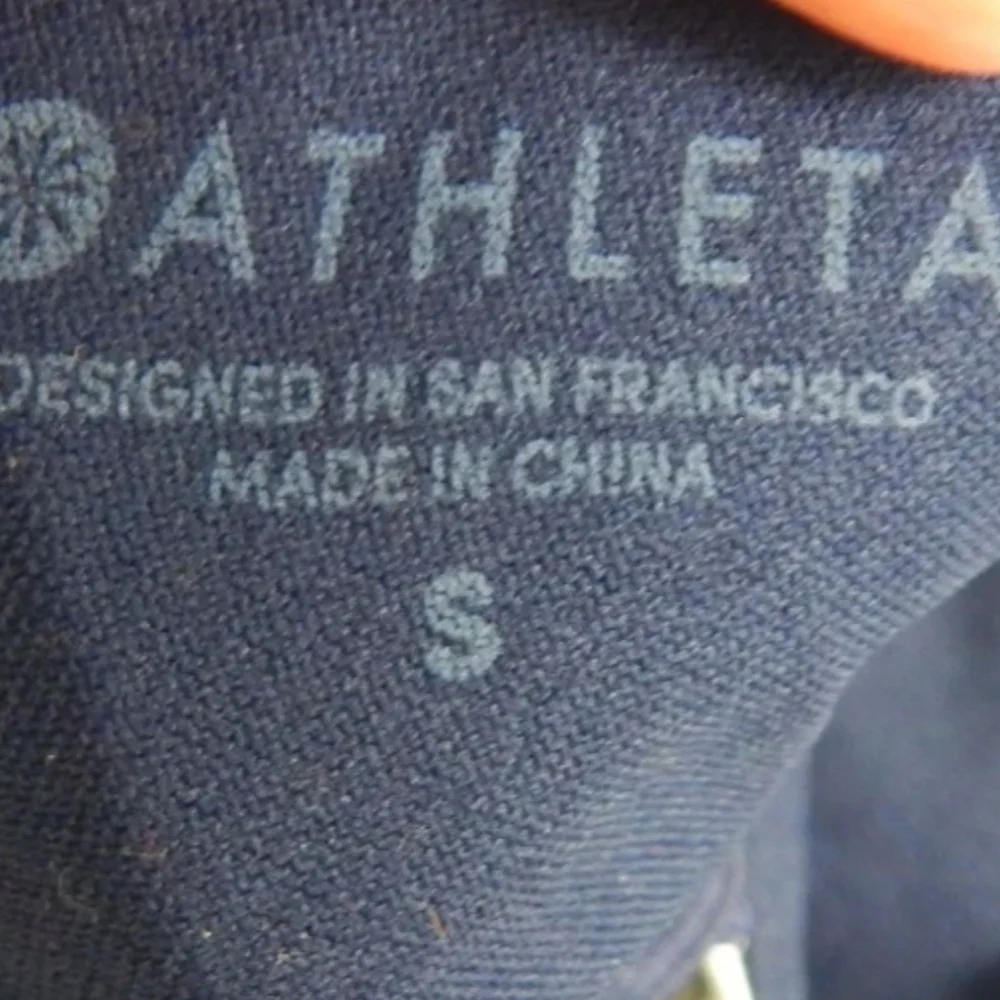 Athleta Aqualuxe Loop Bikini Top